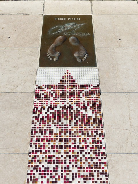 步调整提供 步调整提供